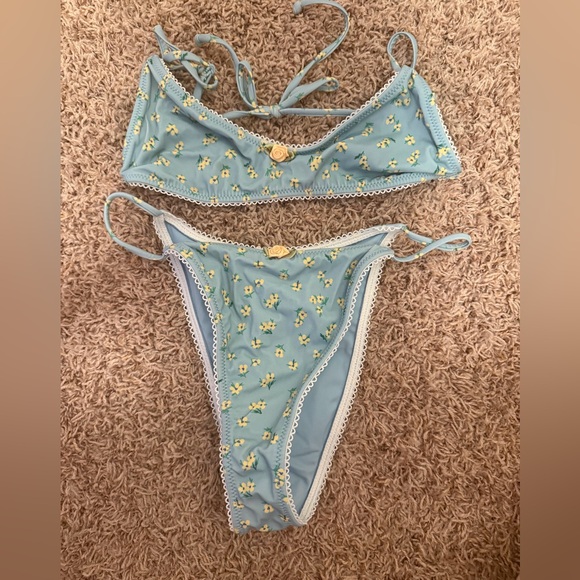 PacSun Other - PacSun Light Blue Floral Lace-Trim Bikini Set